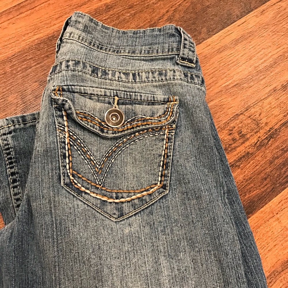 No Boundaries Jeans